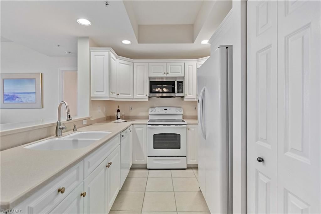 1001 Arbor Lake Dr, Unit 1406, Naples, FL 34110 Photo