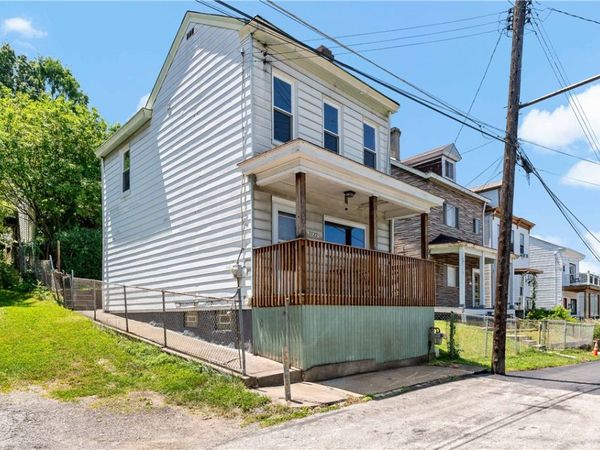 2722 Mission St, Pittsburgh, PA 15203