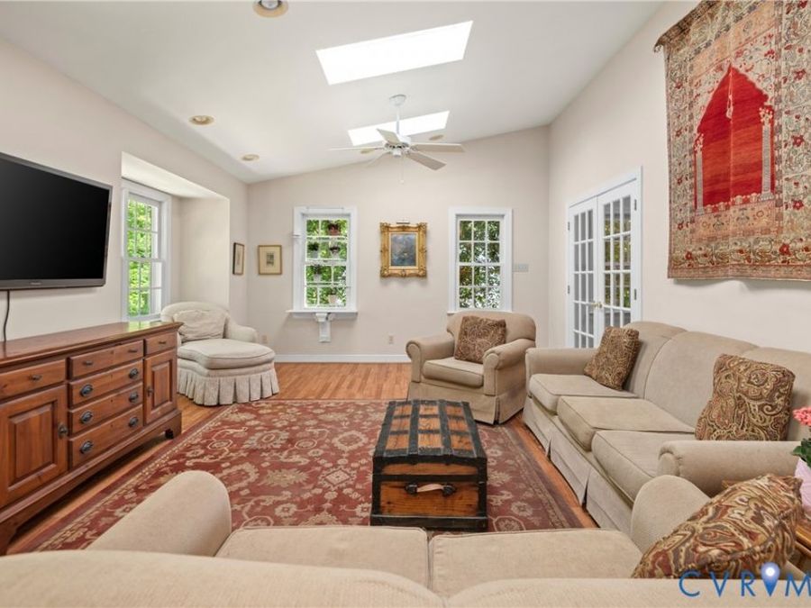 Property Image 8