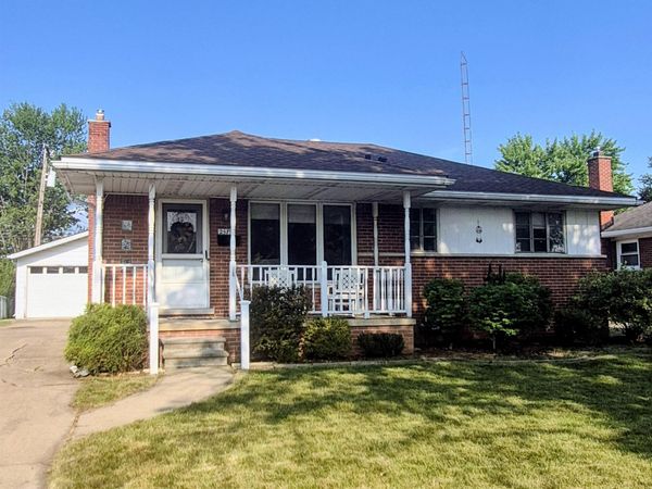 2579 Grange Road, Trenton, MI 48183