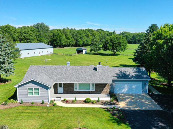 6805 Johnsburg Road , Spring Grove, IL 60081