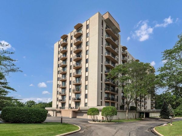 190 S Wood Dale Road , Unit 1108, Wood Dale, IL 60191