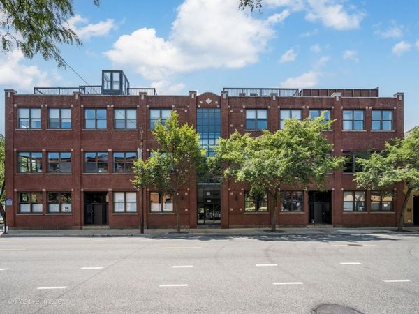 1101 W Armitage Avenue , Unit 205, Chicago, IL 60614