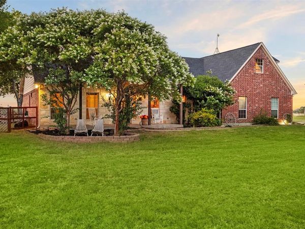 729 Bearden Road, Waxahachie, TX 75167