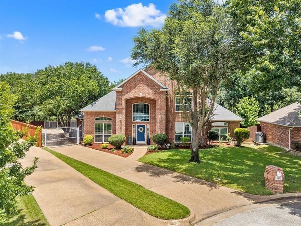3409 Moneta Court, Arlington, TX 76001
