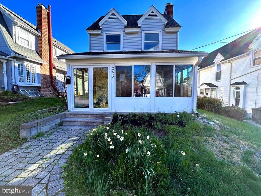 243 Rock Glen Road, Wynnewood, PA 19096 Main Photo