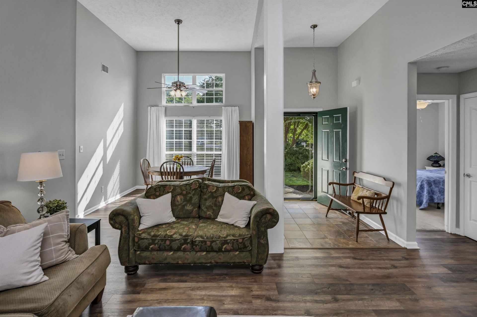 616 Coldridge Court  Photo 4