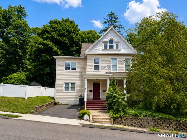 5 Florence, West Haven, CT 06516