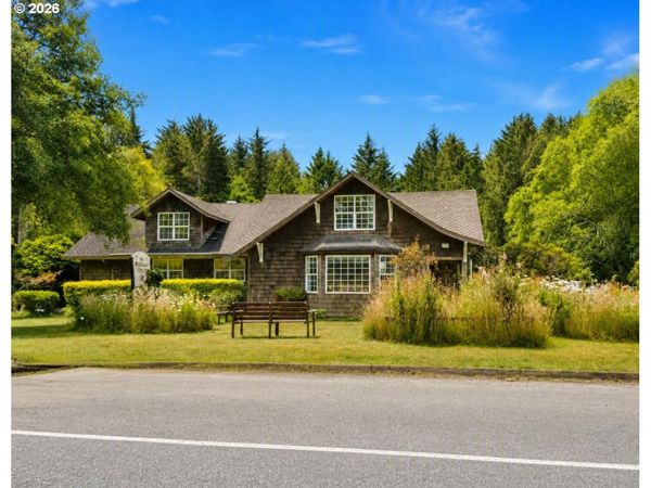 4250 NE HIGHWAY 101, Lincoln City, OR 97367