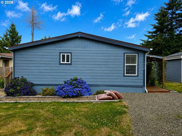 338 SE EGBERT AVE, Siletz, OR 97380
