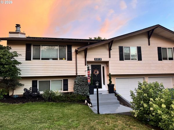 3312 SW LADOW AVE, Pendleton, OR 97801
