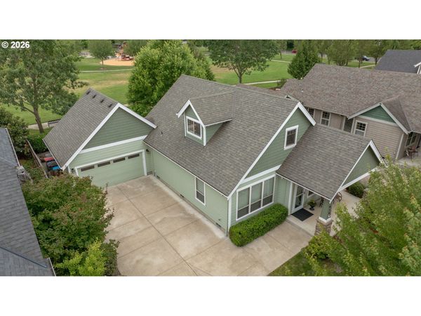 914 NE SAMSON ST, McMinnville, OR 97128