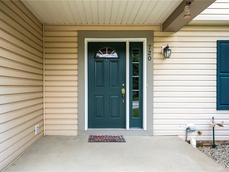 720 Woodspring Court, Beavercreek, OH 45430 Photo 7