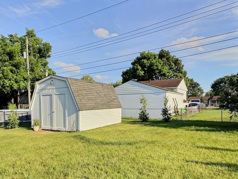 4681 Henley Avenue, Columbus, OH 43228 Photo 14