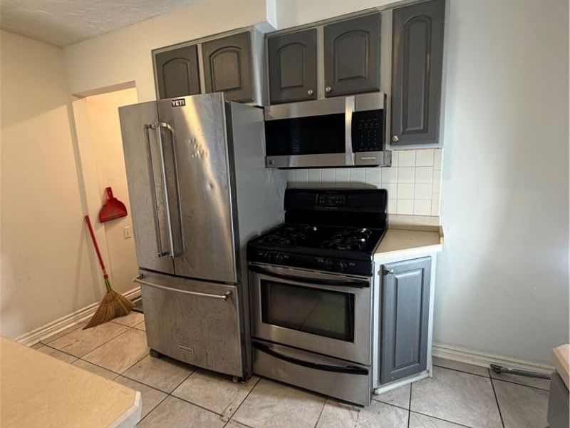 1703 E 300th Street, Wickliffe, OH 44092 Photo 8