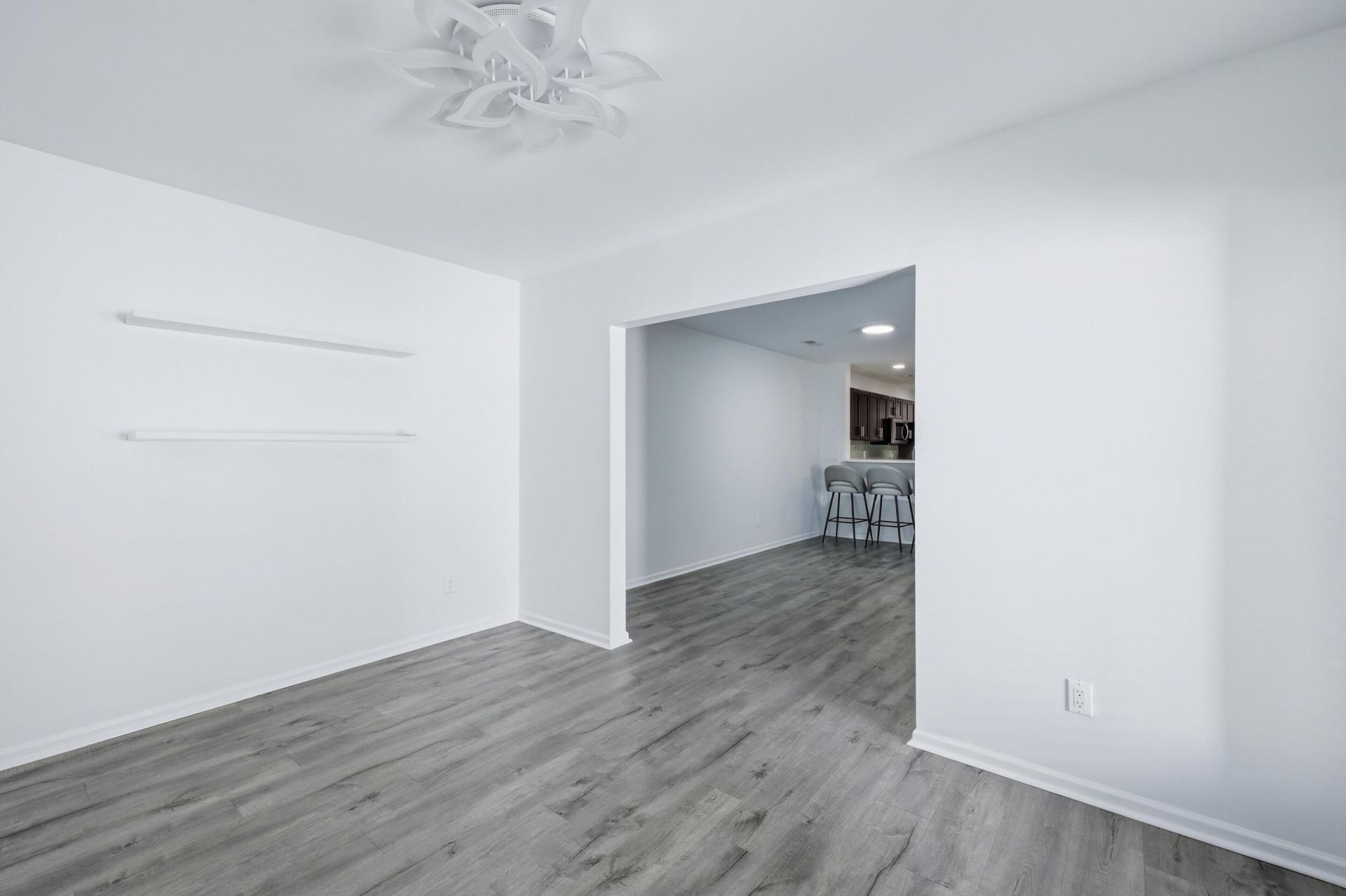 5150 Trump Street Photo 16