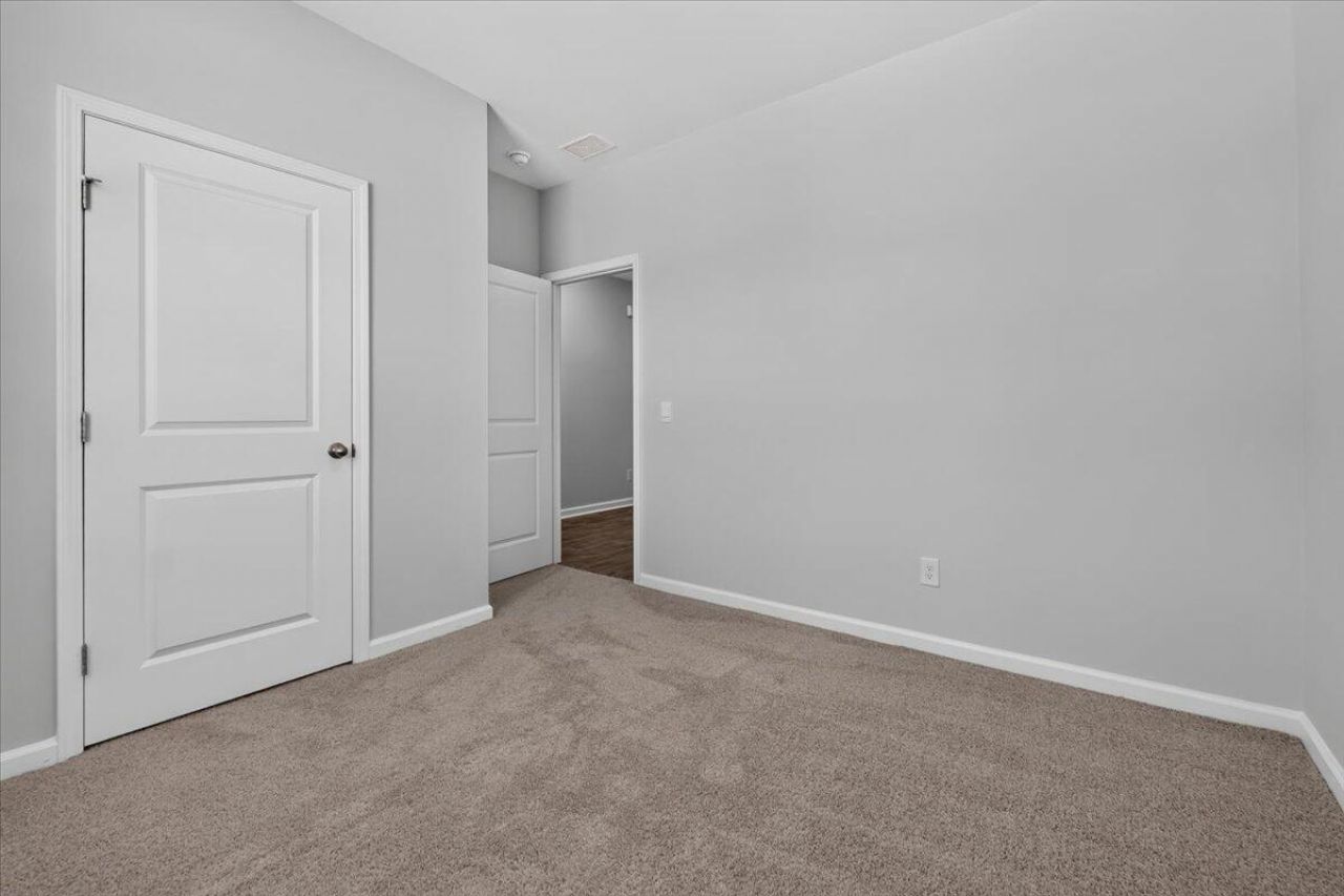 1081 Peridote Way Photo 16