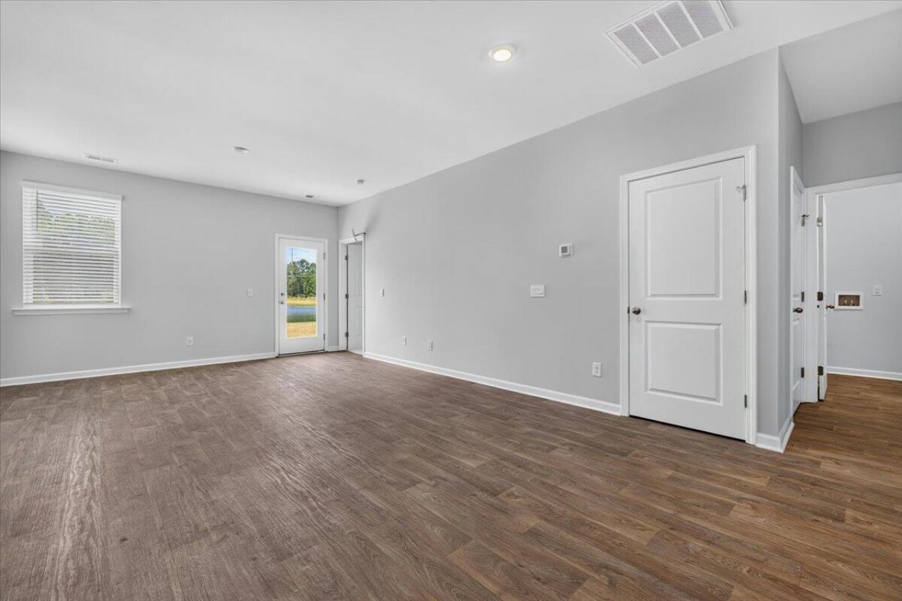 1081 Peridote Way Photo 21