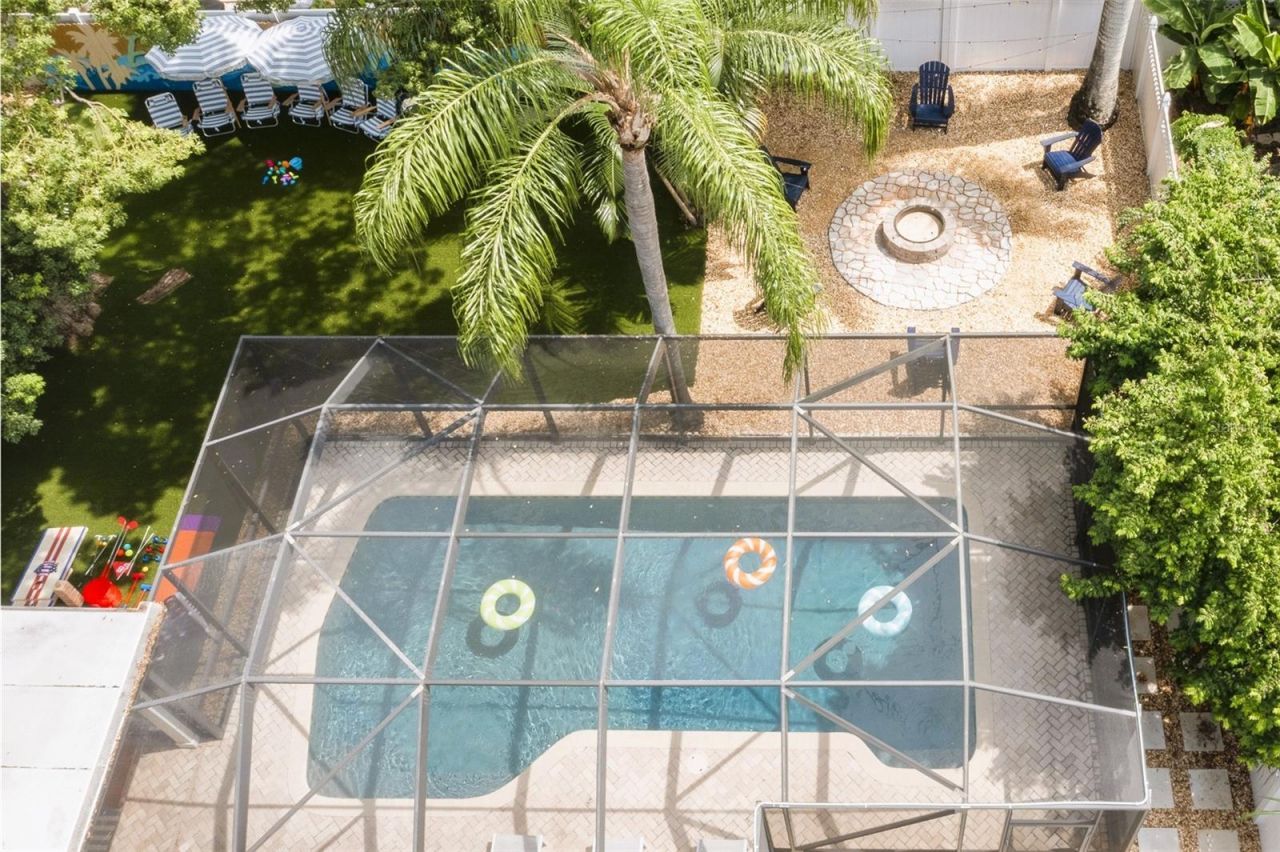 9737 135th Street, Seminole, FL 33776 Photo