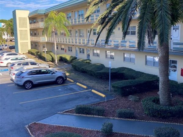5750 80TH STREET N, Unit B206, ST PETERSBURG, FL 33709