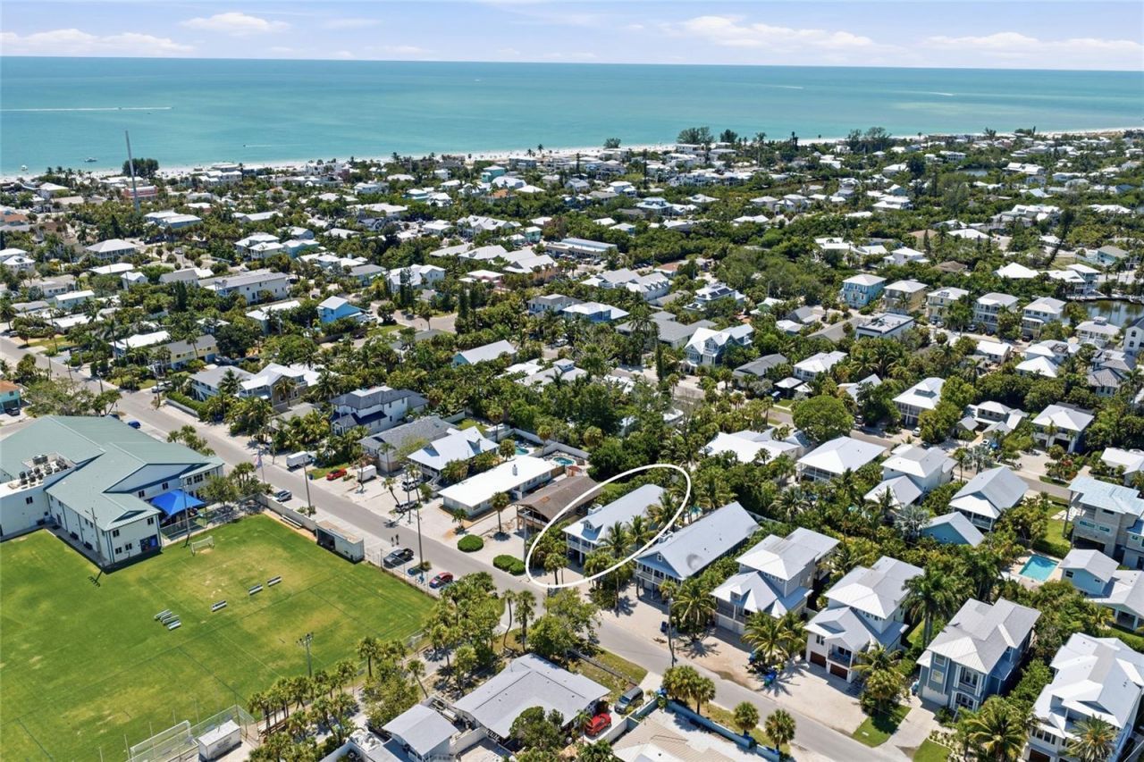 418 Magnolia Avenue, Anna Maria, FL 34216 Photo