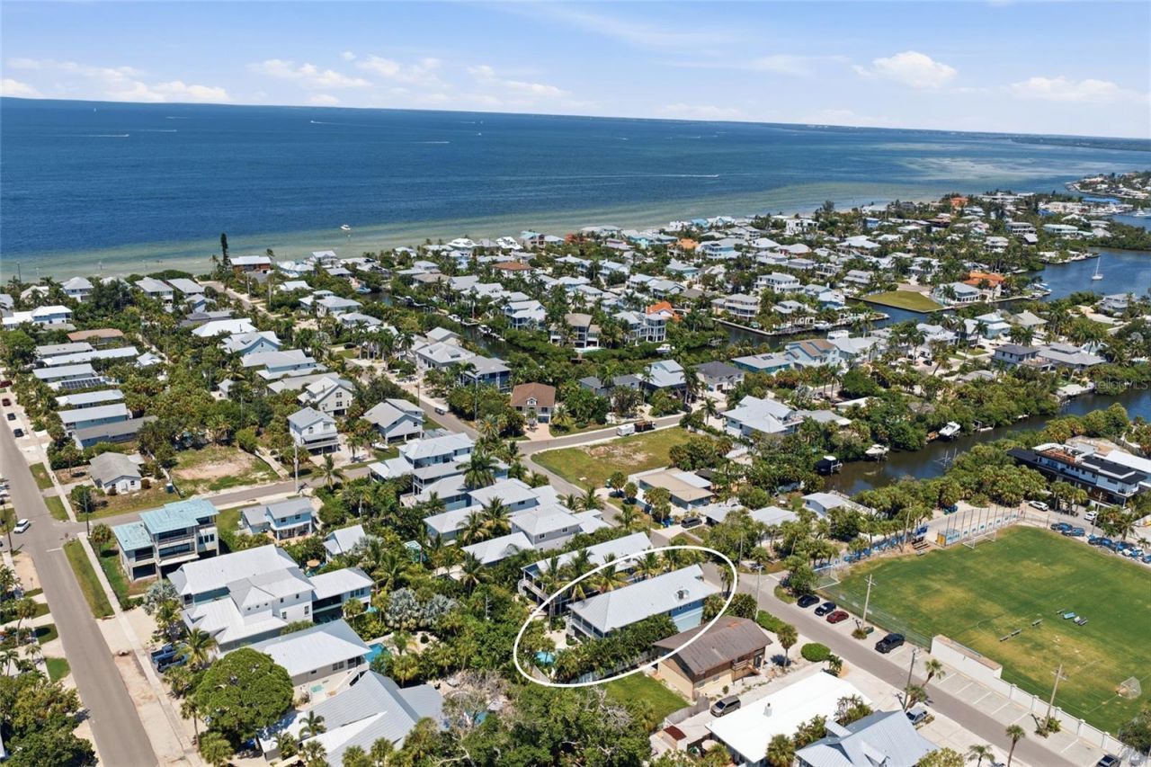 418 Magnolia Avenue, Anna Maria, FL 34216 Photo