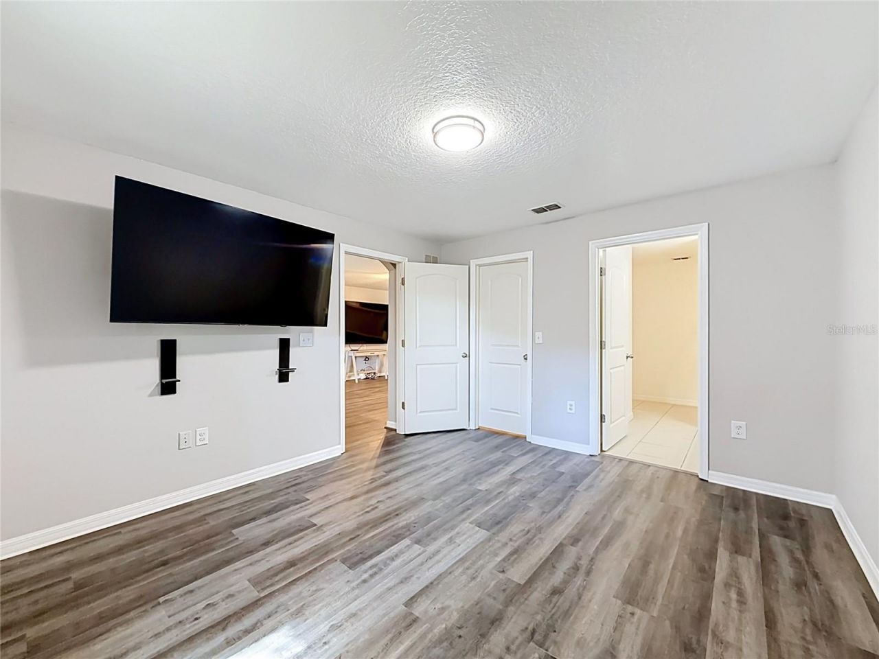 4475 Caicos Drive , Tavares, FL 32778 Photo