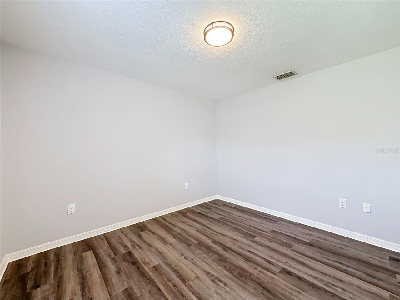 4475 Caicos Drive , Tavares, FL 32778 Photo