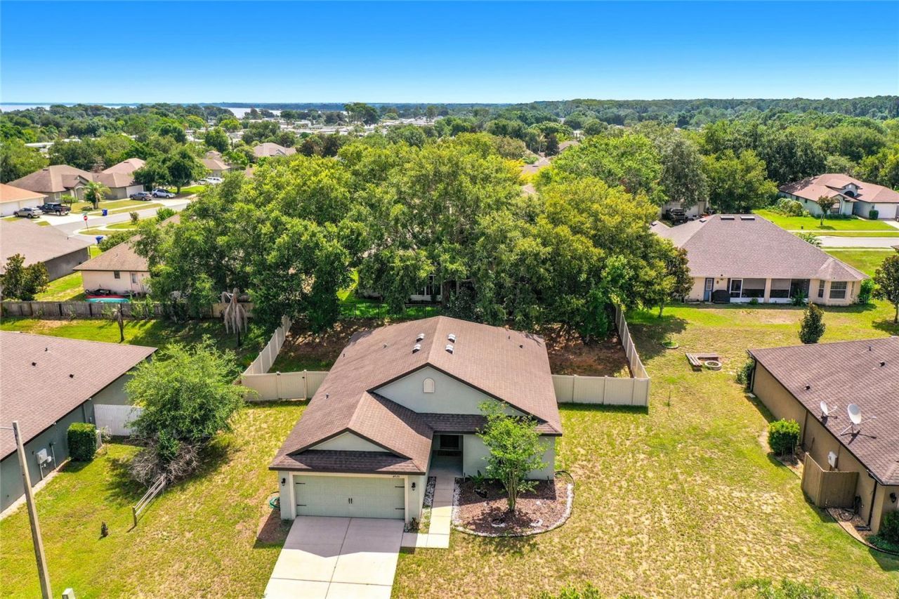 4475 Caicos Drive , Tavares, FL 32778 Photo