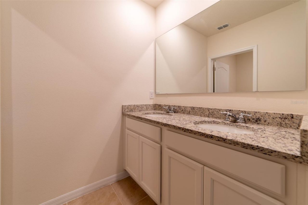 2695 House Finch Road , Harmony, FL 34773 Photo