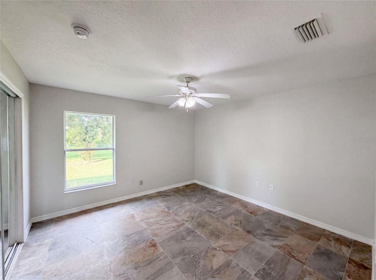 314 Dupont Circle , Howey in the Hills, FL 34737 Photo