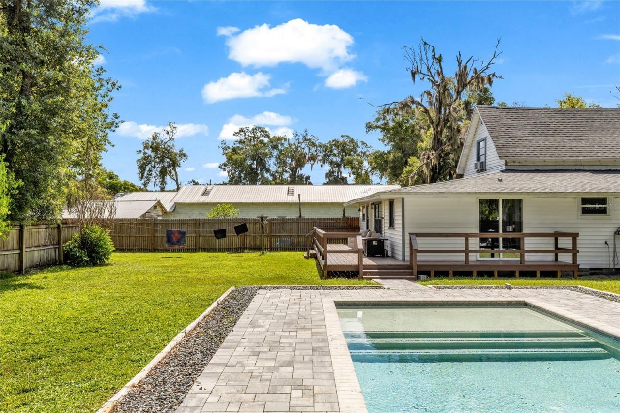 162 W Park Street, Lake Helen, FL 32744 Photo
