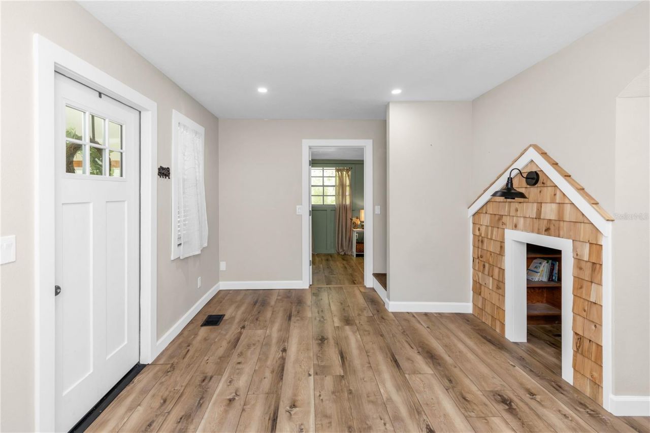 162 W Park Street, Lake Helen, FL 32744 Photo