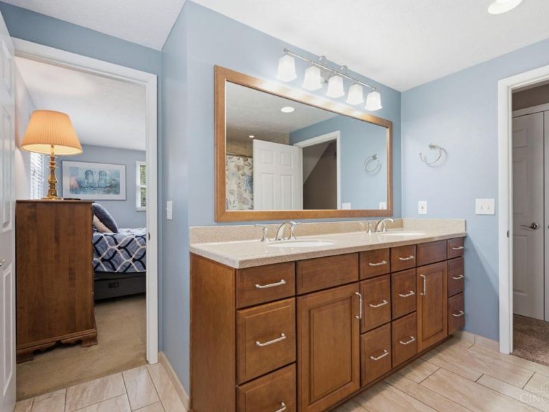817 Debra Lane, Loveland, OH 45140 Photo 22