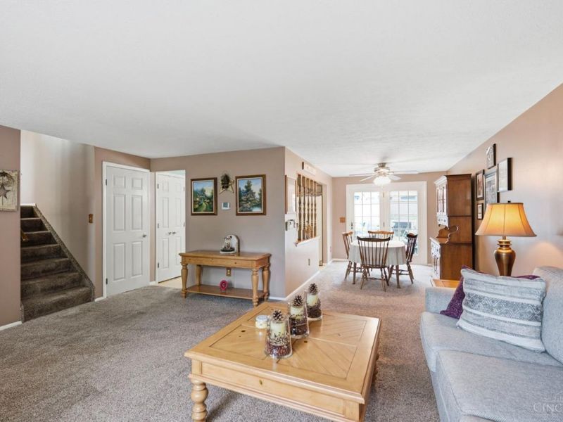 817 Debra Lane, Loveland, OH 45140 Photo 7