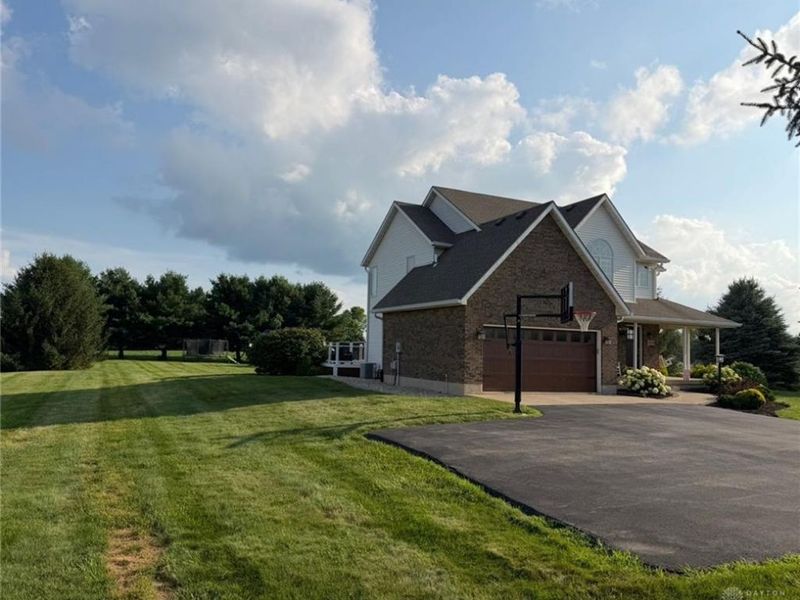 3875 Pinewood Avenue, German Township, OH 45502 Photo 4