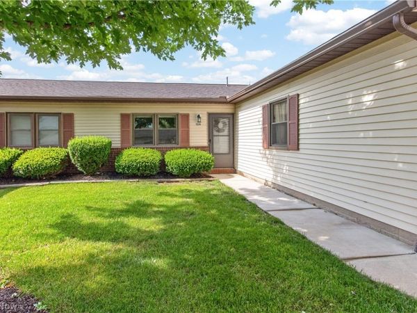 128 Royal Crest Drive , Unit G, Seville, OH 44273