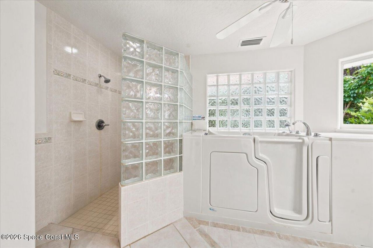6204 Leeward Lane, Melbourne Beach, FL 32951 Photo
