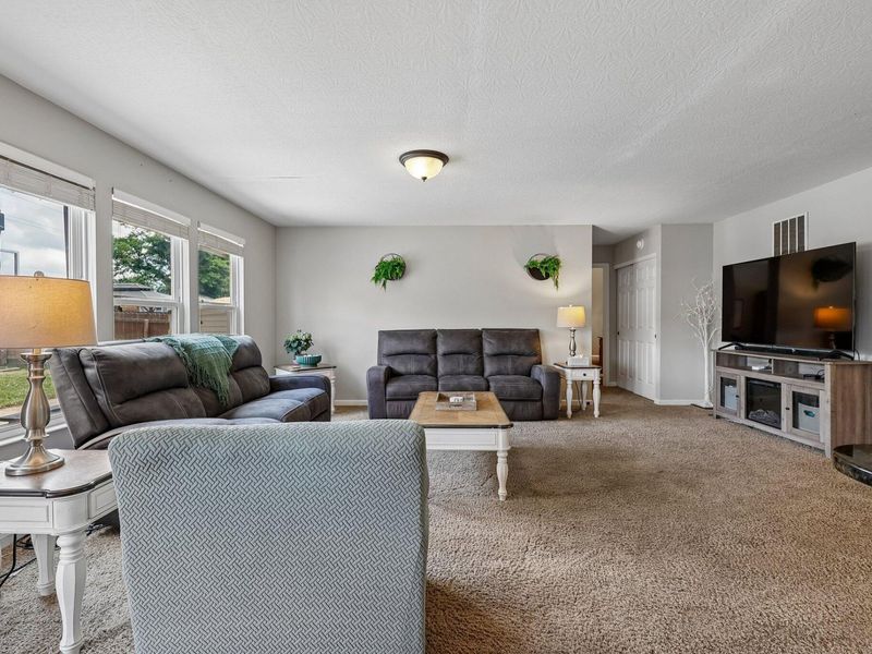 9899 Codyview Drive, Independence, KY 41051 Photo 2