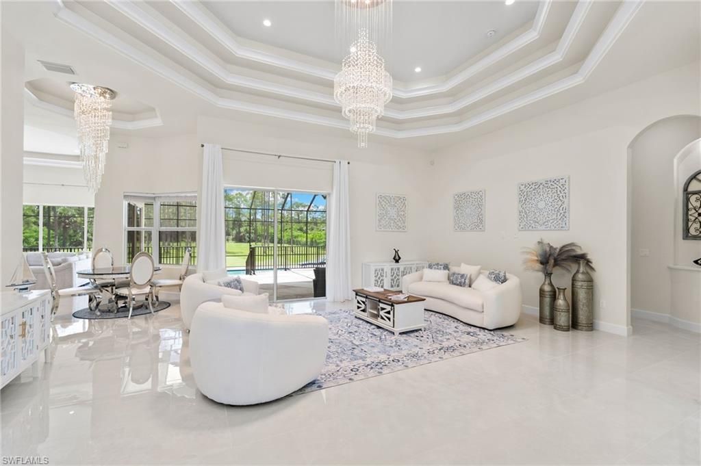 379 25th St Nw, Naples, FL 34120 Photo