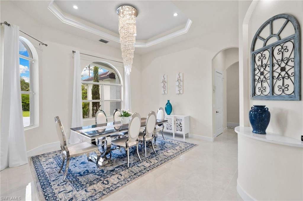 379 25th St Nw, Naples, FL 34120 Photo