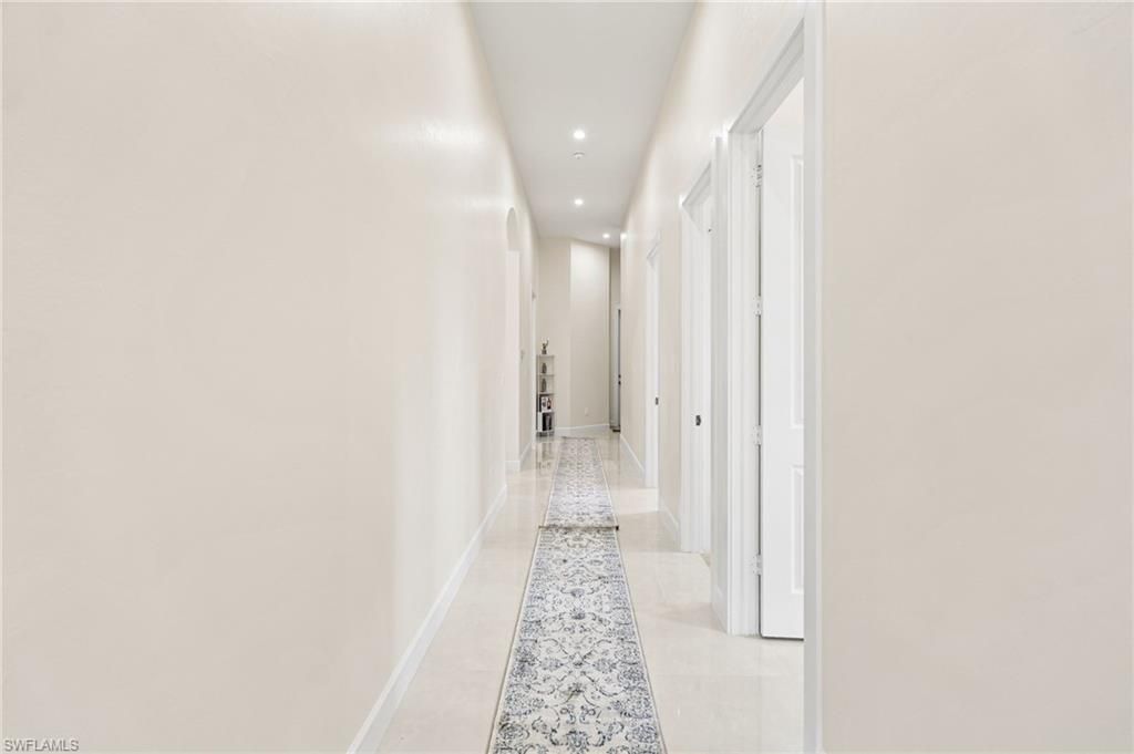 379 25th St Nw, Naples, FL 34120 Photo