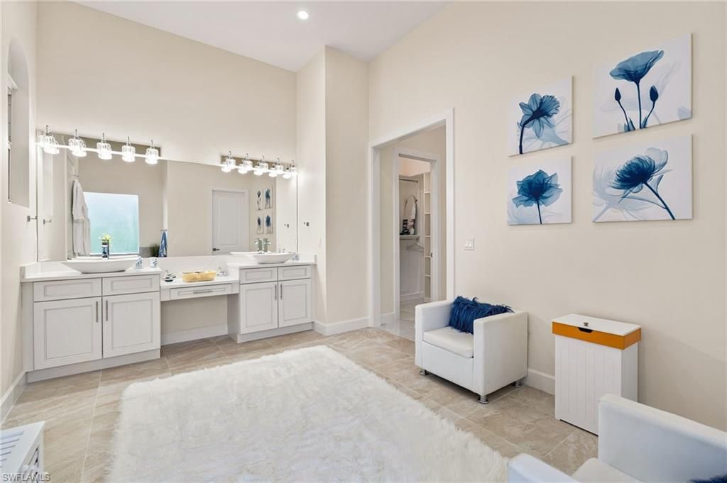 379 25th St Nw, Naples, FL 34120 Photo