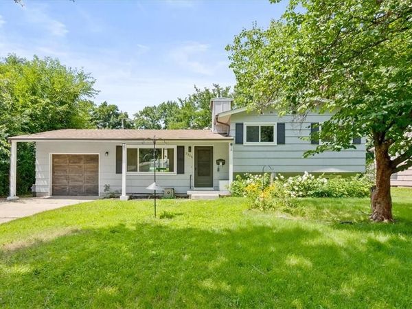 7306 Larsen Lane, Shawnee, KS 66203