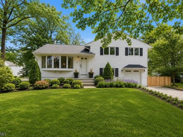 10 Cornell Pl, Chatham, NJ 07928