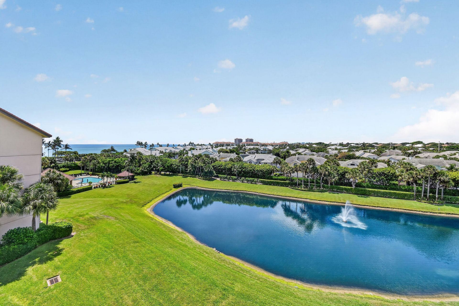 201 Ocean Bluffs Boulevard, Unit 5010, Jupiter, FL 33477 Photo