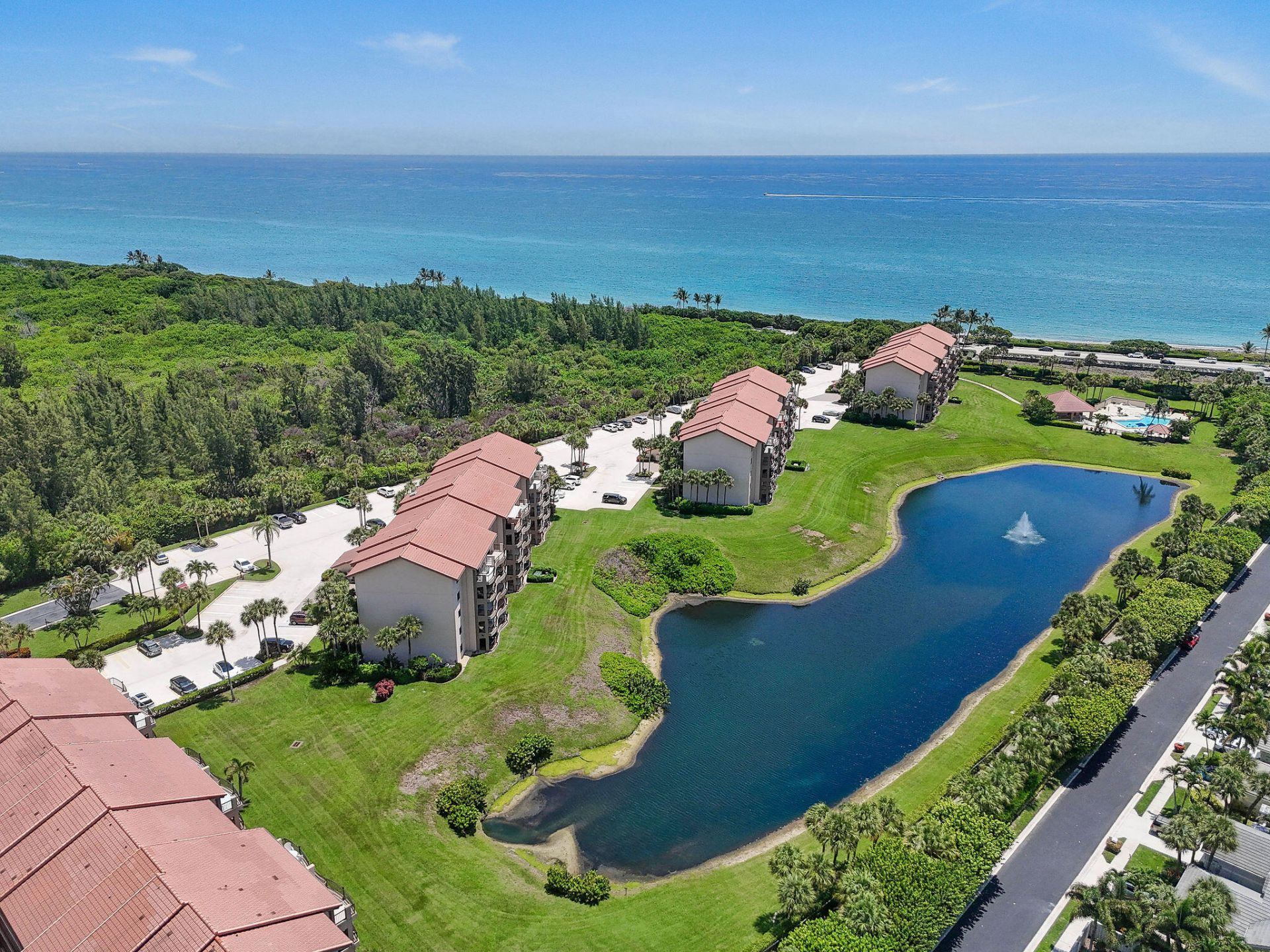 201 Ocean Bluffs Boulevard, Unit 5010, Jupiter, FL 33477 Photo