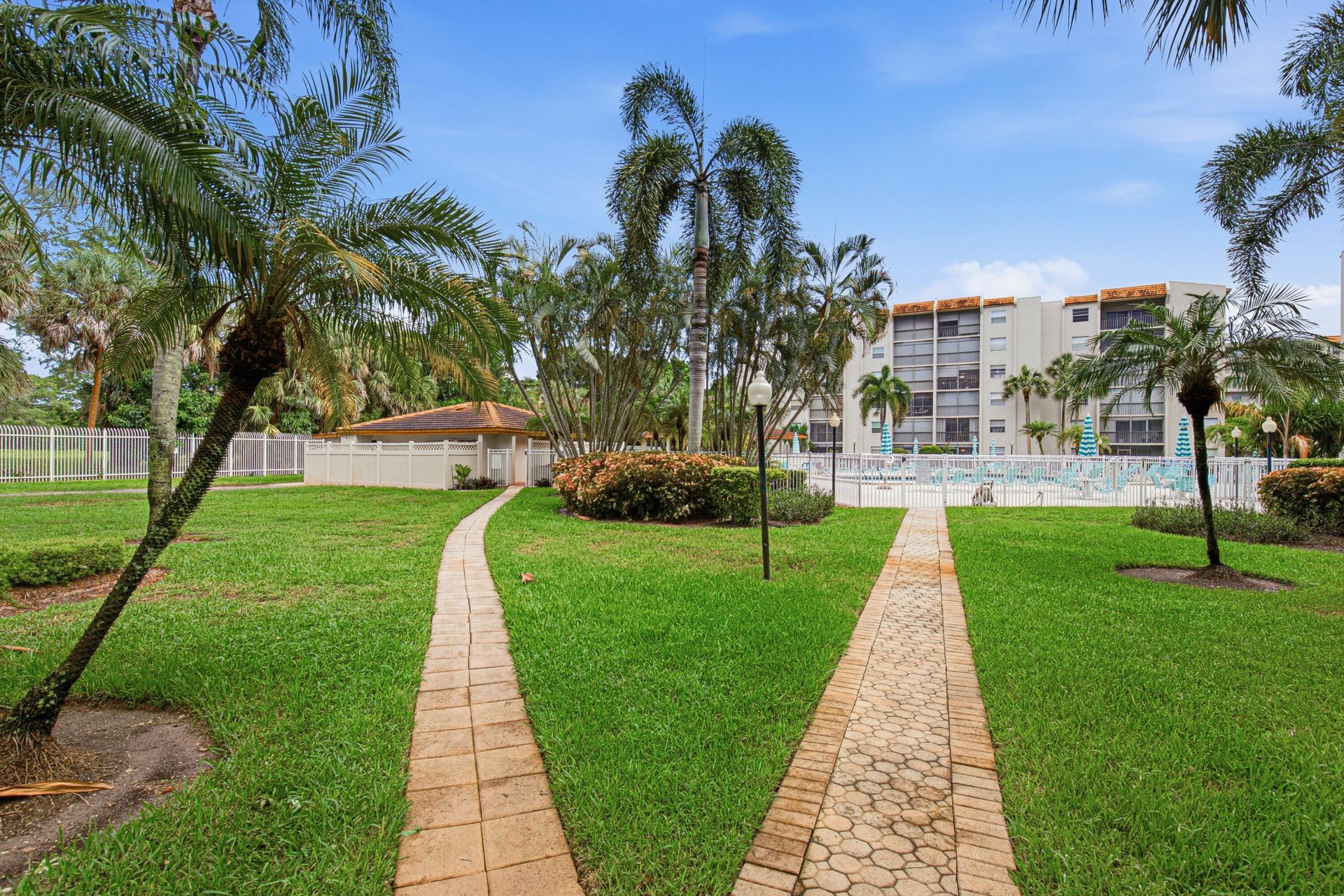 3940 Inverrary Boulevard, Unit 603-a, Lauderhill, FL 33319 Photo