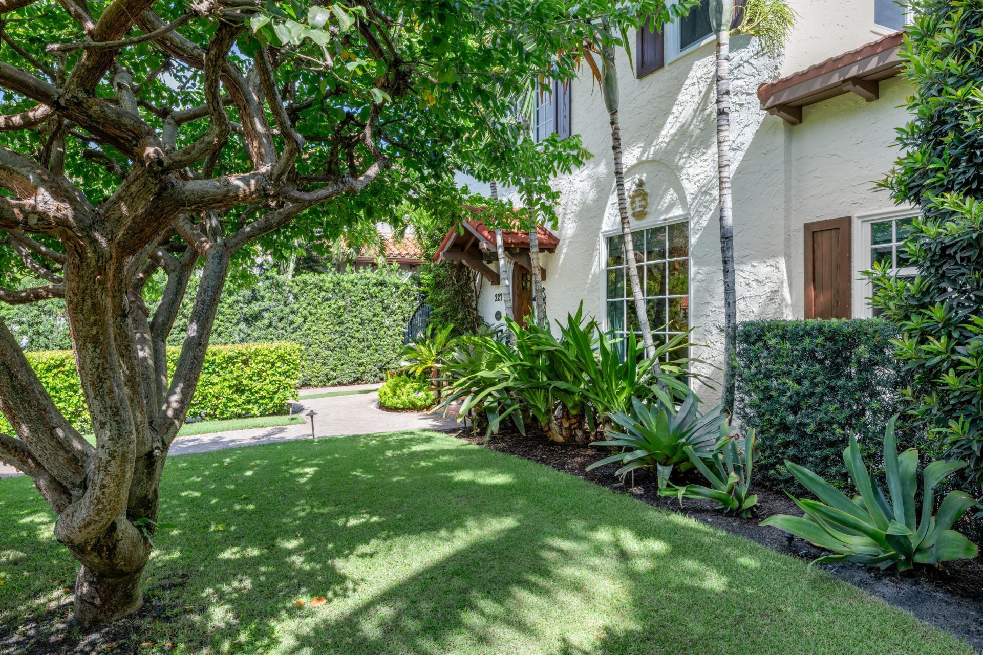 227 Marlborough Road, West Palm Beach, FL 33405 Photo