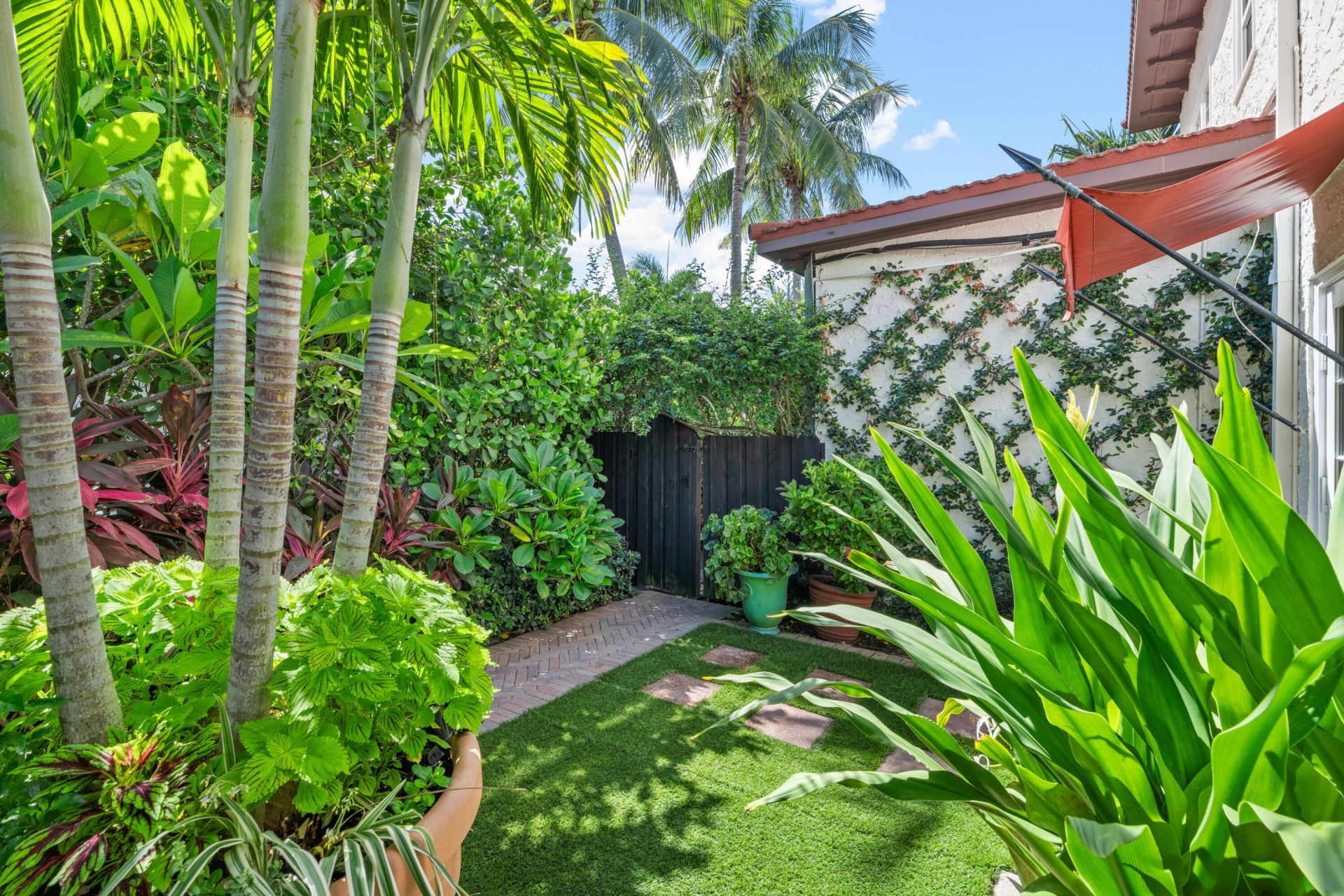 227 Marlborough Road, West Palm Beach, FL 33405 Photo
